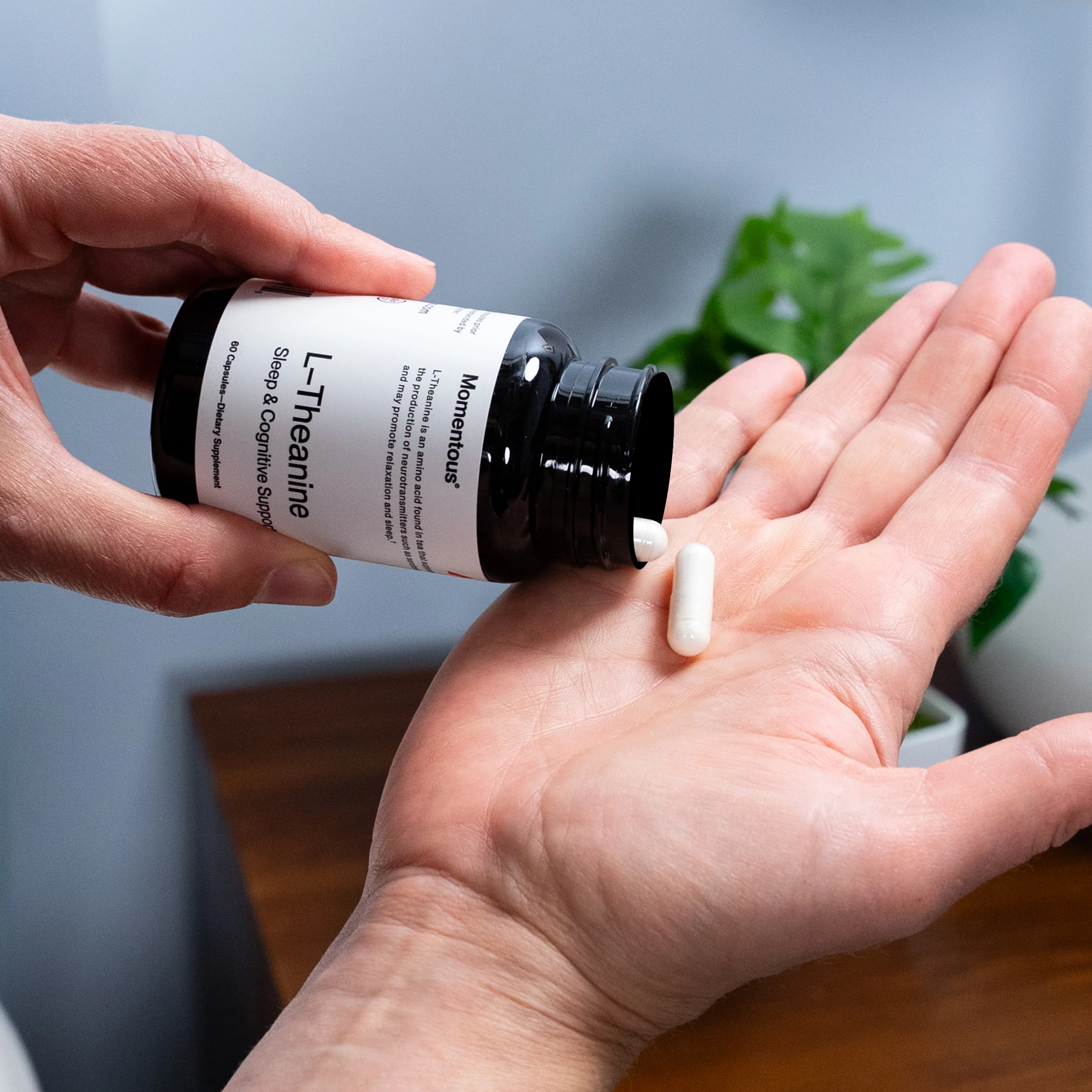 Momentous L-Theanine Supplement - Image 2